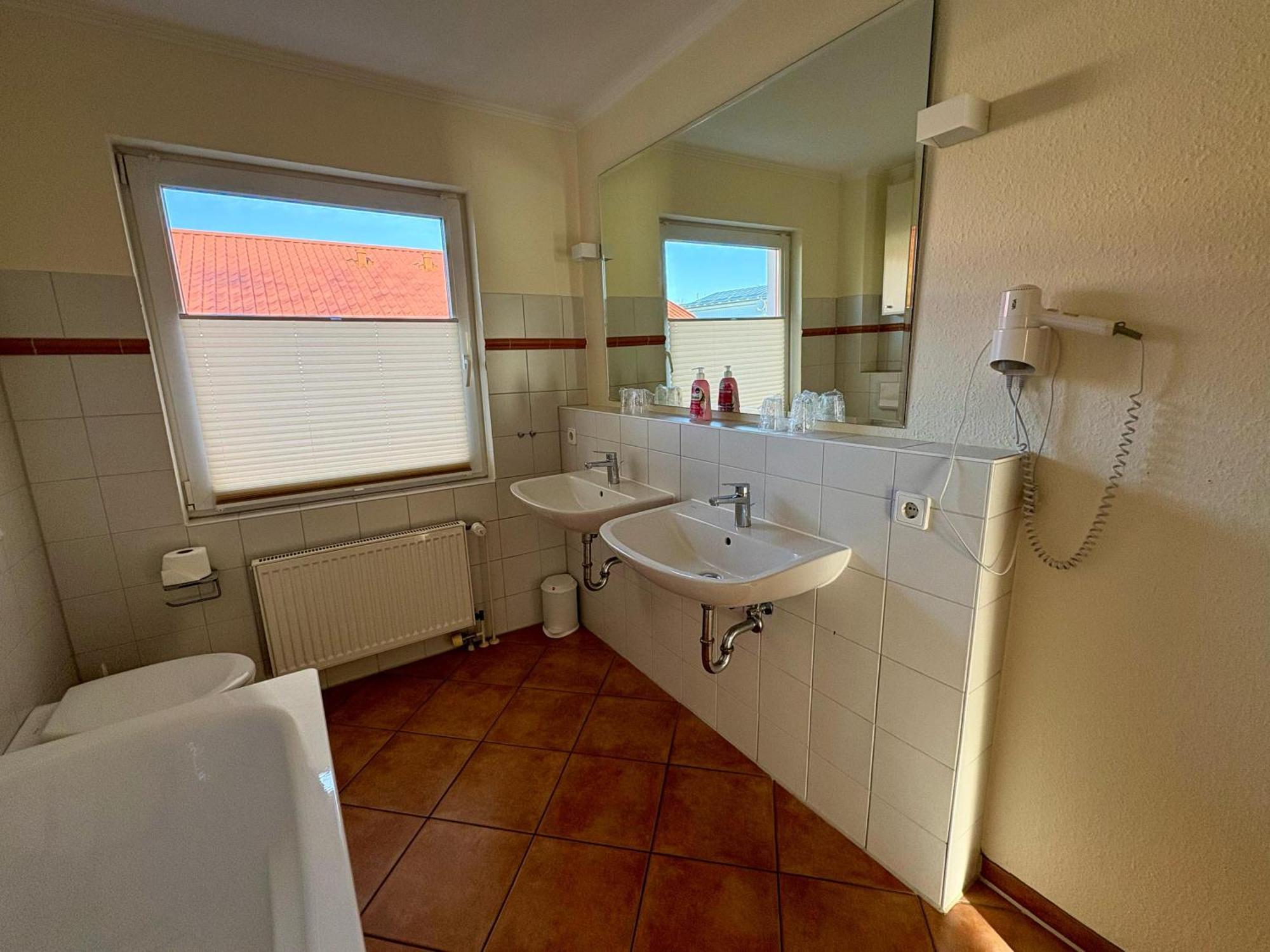 Ellen Hotel Harrislee Bagian luar foto