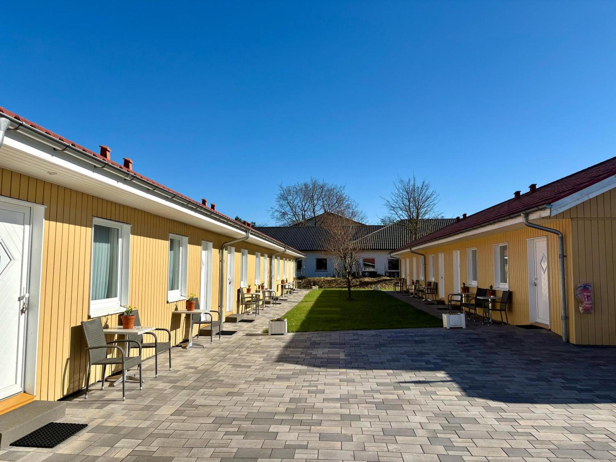 Ellen Hotel Harrislee Bagian luar foto